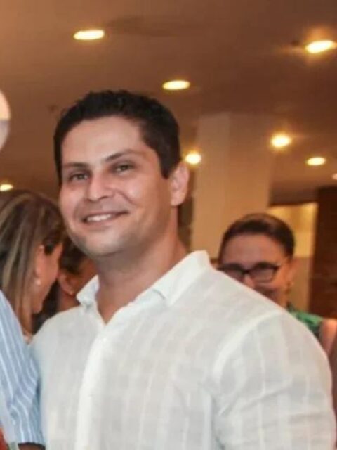 Alexandre Santini na inauguração da franquia Kopenhagen, em 2015