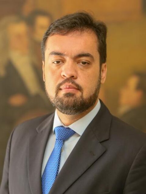 Cláudio Castro, retrato oficial